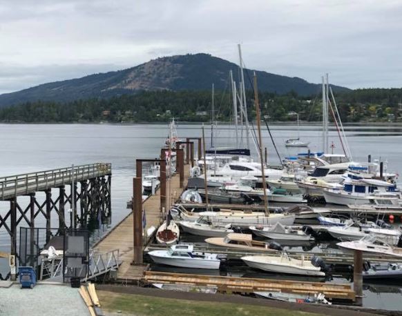Deep Cove  Marina
